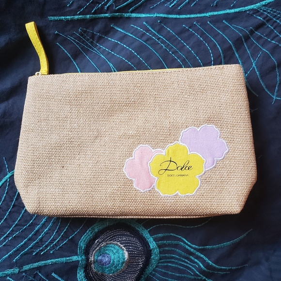 New in box Dolce & Gabbana cosmetic bag - Picture 3 of 4